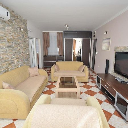 Ferienwohnung Fuer 4 Personen Ca 55 M In Budva, Adriakueste Montenegro Kueste Um Budva Buitenkant foto