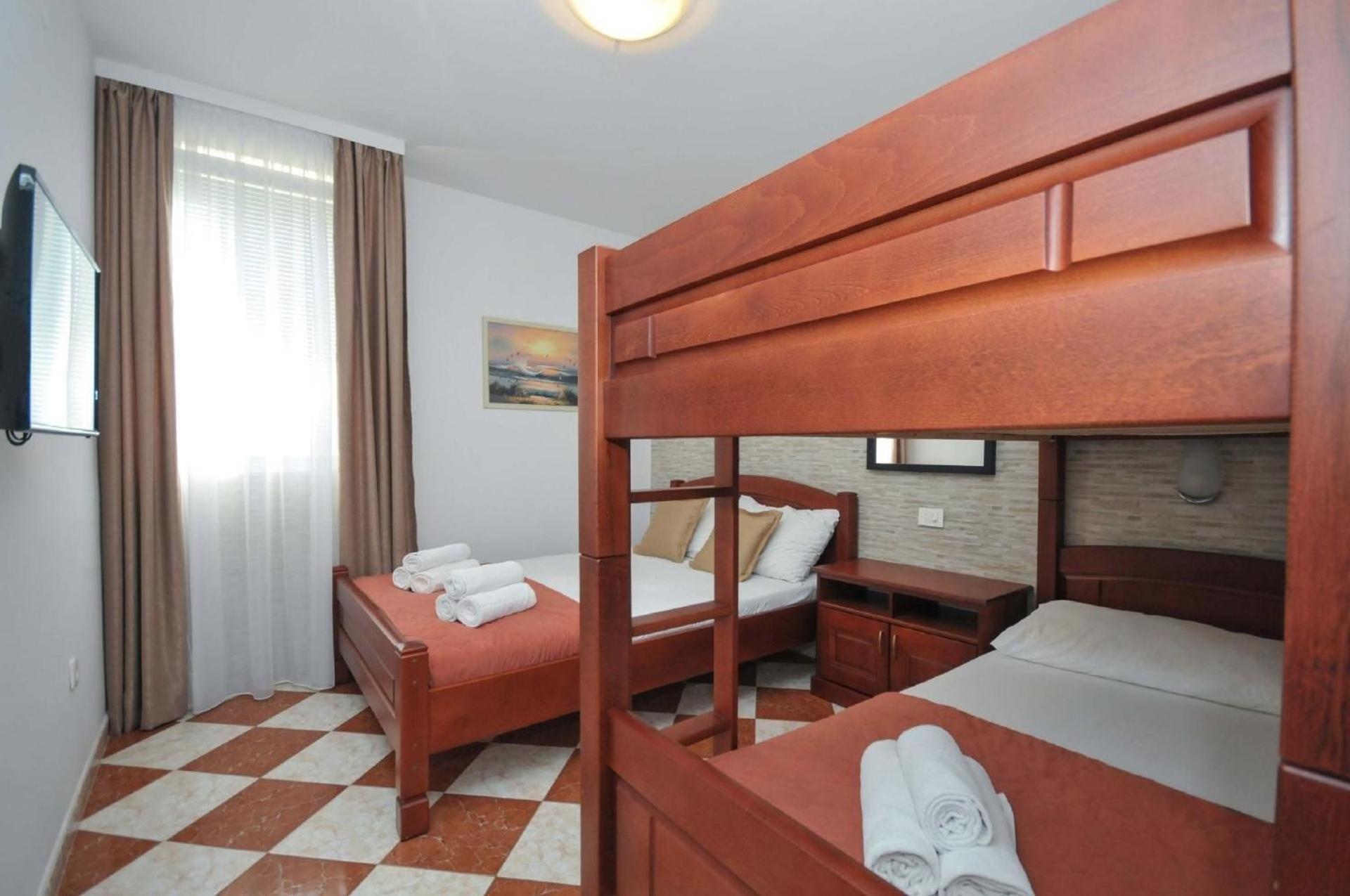 Ferienwohnung Fuer 4 Personen Ca 55 M In Budva, Adriakueste Montenegro Kueste Um Budva Buitenkant foto